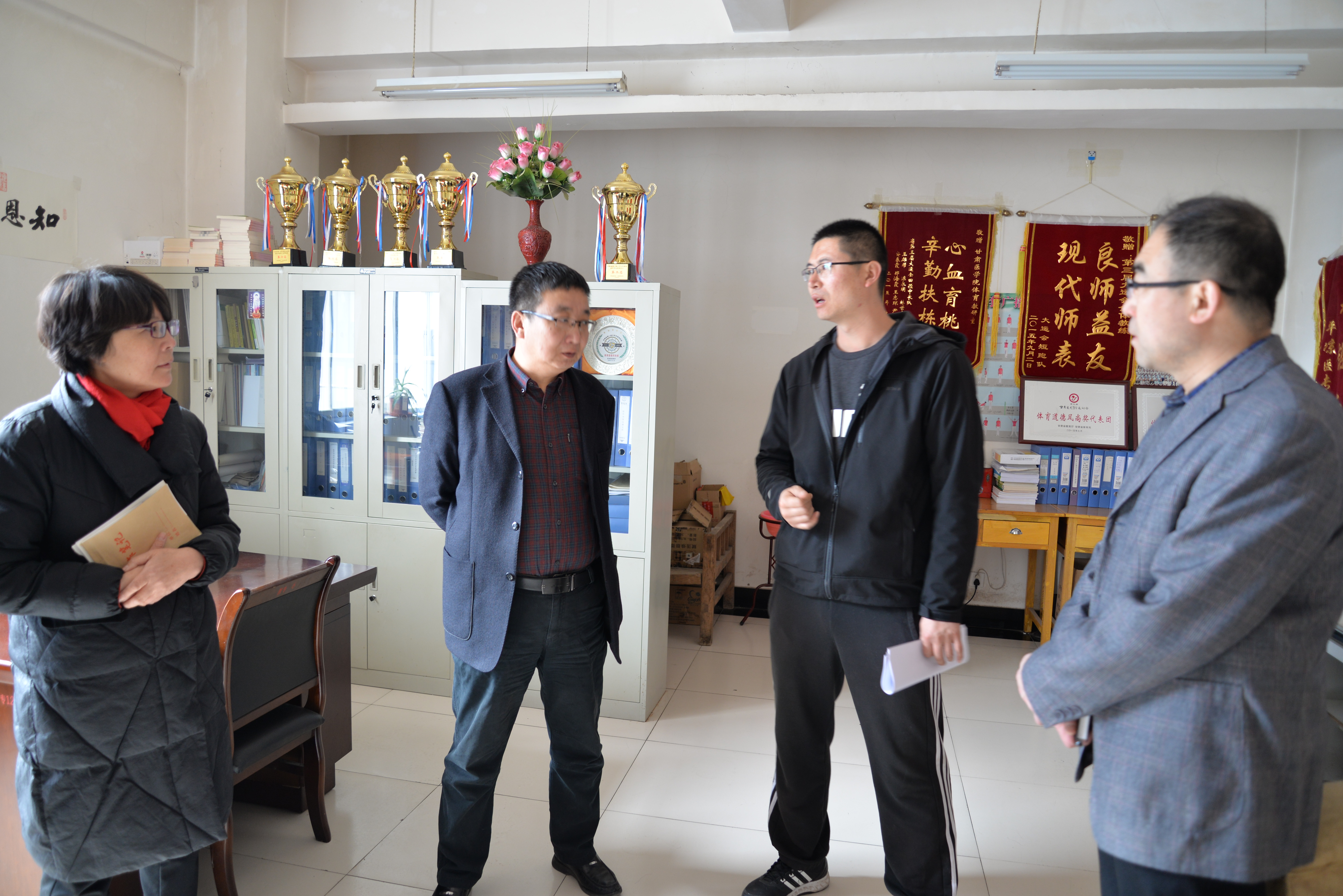 院长王坤一行对公共课教学部开展调研-甘肃医学院