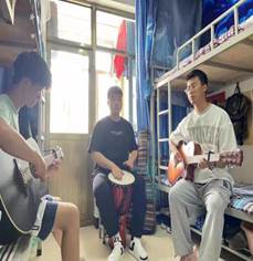 大学生封校期间生活日常 (5)